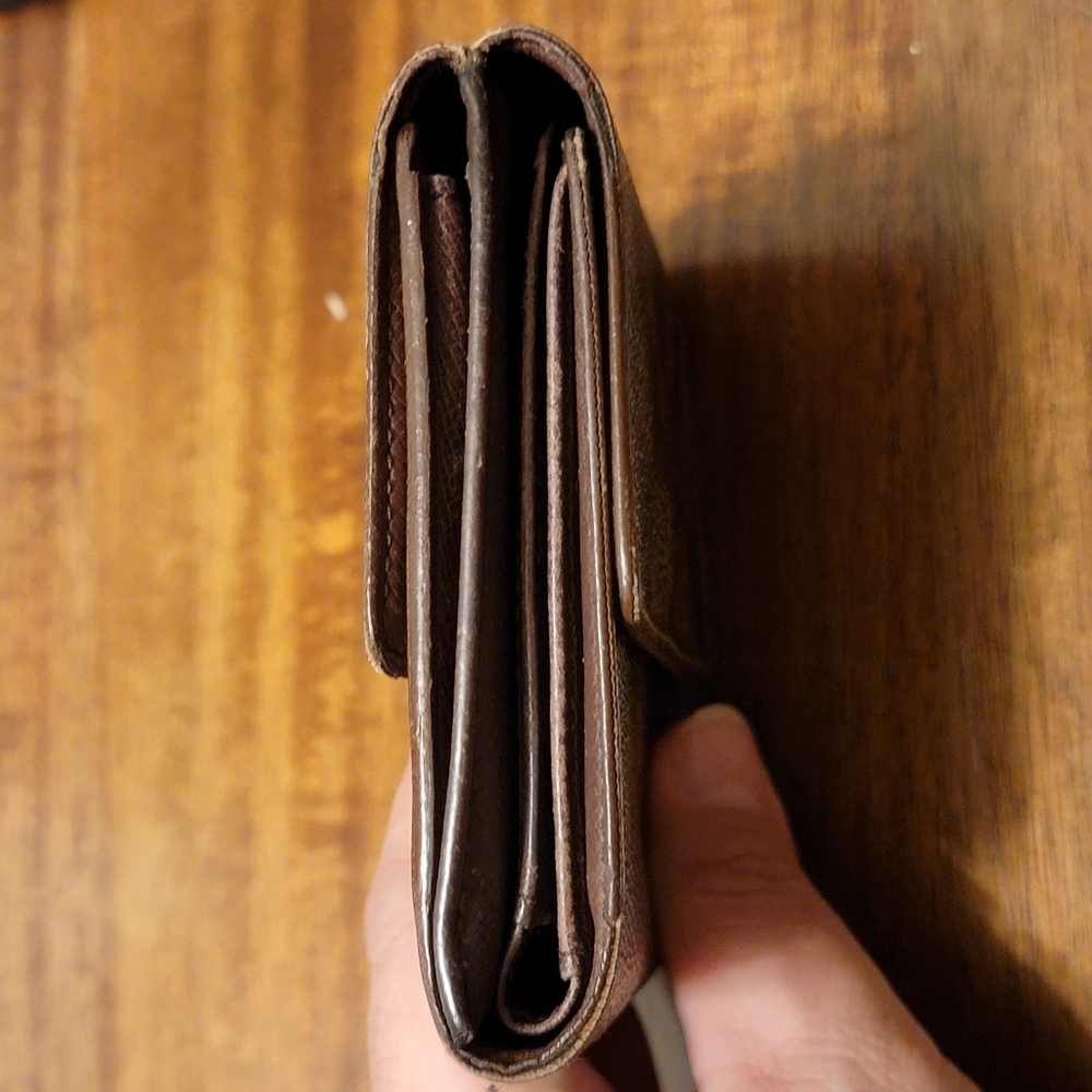 Louis Vuitton Brown Damier Ebene Wallet - Picture 10 of 11